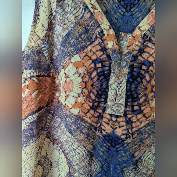 Funky sleeveless top - Femme carrière - Picture 3 of 5